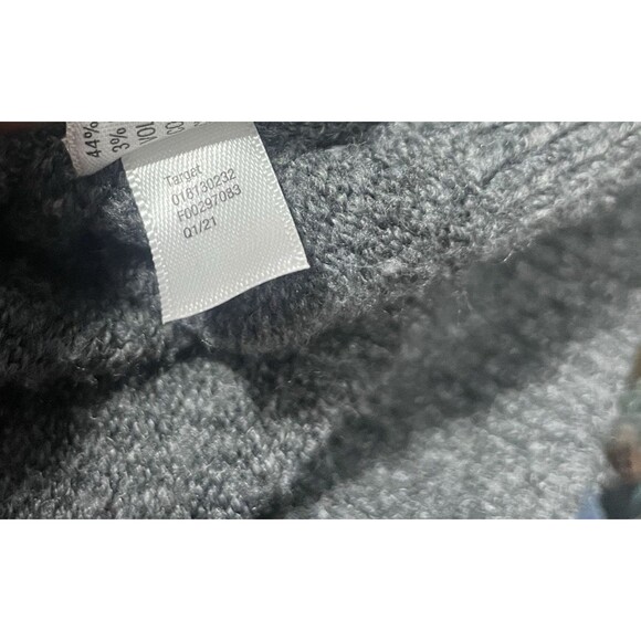 A New Day Gray Chunky Knit Oversized Cardigan Size Large 4 Button 2 Pocket - Picture 6 of 7